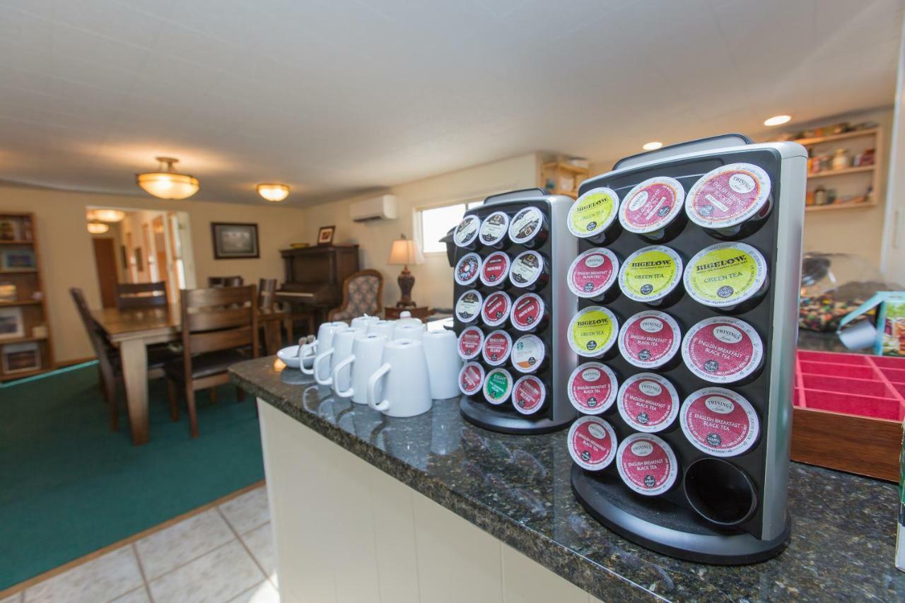 Brookside Bed & Breakfast 胡德里弗 外观 照片